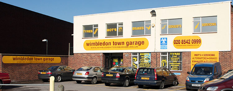 Garage car servicing and maintenance in Wimbledon 
        SW19, Colliers Wood, Morden, Earlsfield, Southfields, Mitcham, Sutton & Tooting